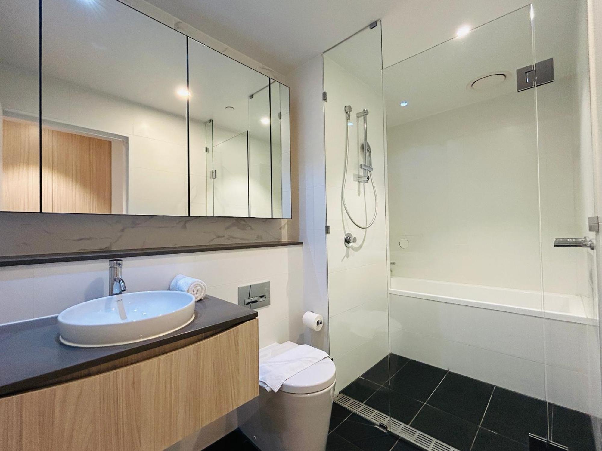 Haymarket Prime Location Modern 2-bed Sydney